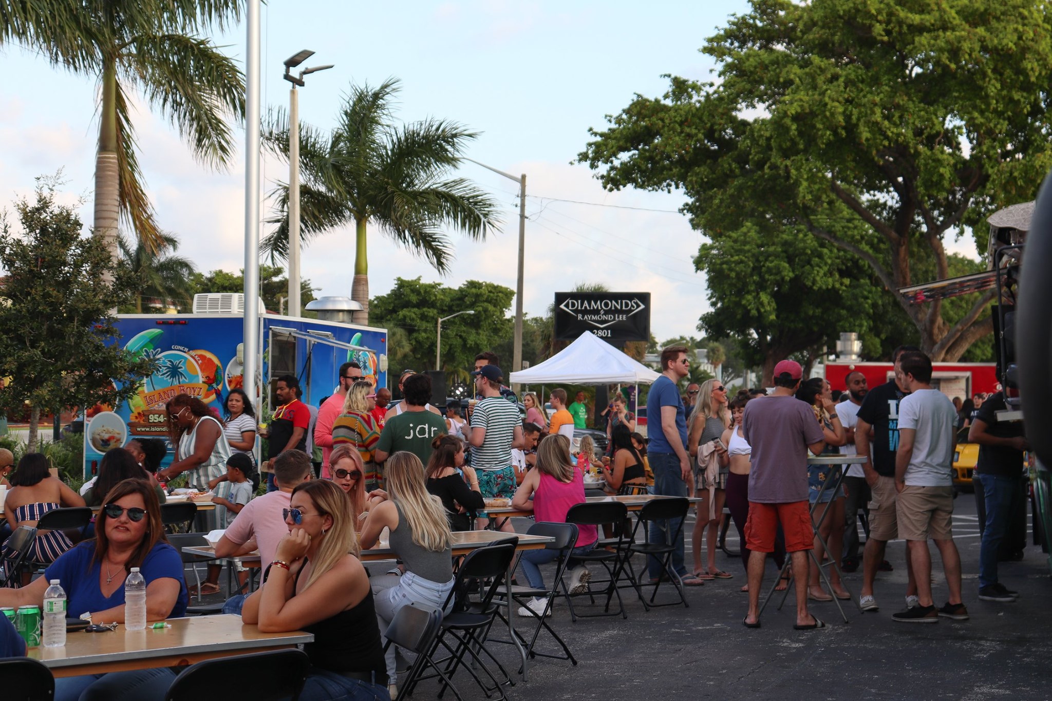 Vegan Food Truck Night Festival